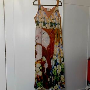 Preloved but never used Kamiseta dress